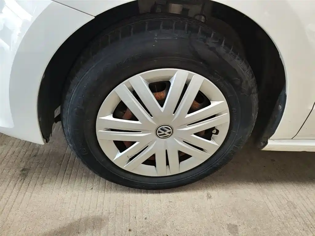 Volkswagen Polo 2018 1.5L Auto Safe Drive фото 23