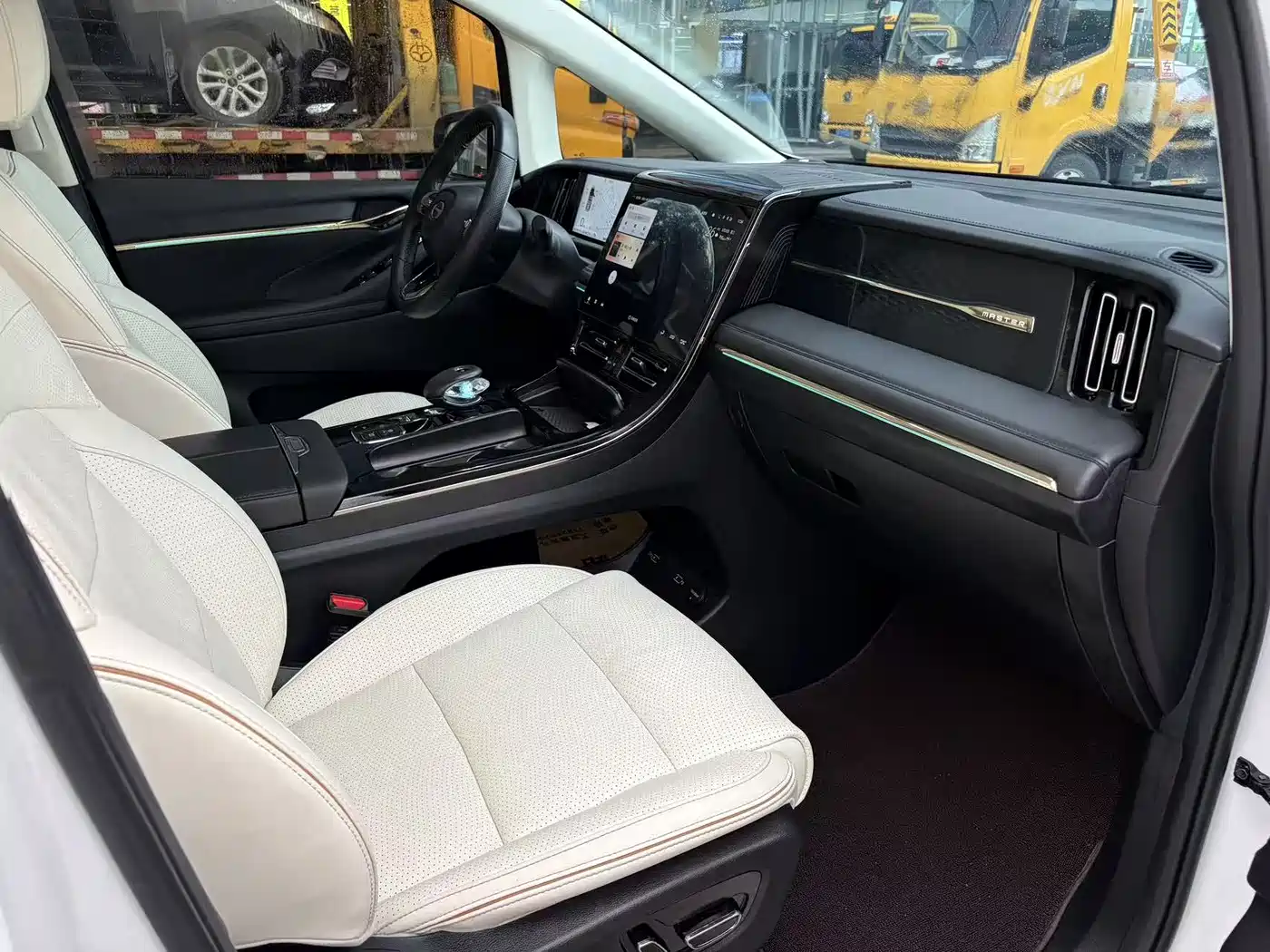 GAC Trumpchi Trumpchi E9 2023 E9 Champion Edition фото 14