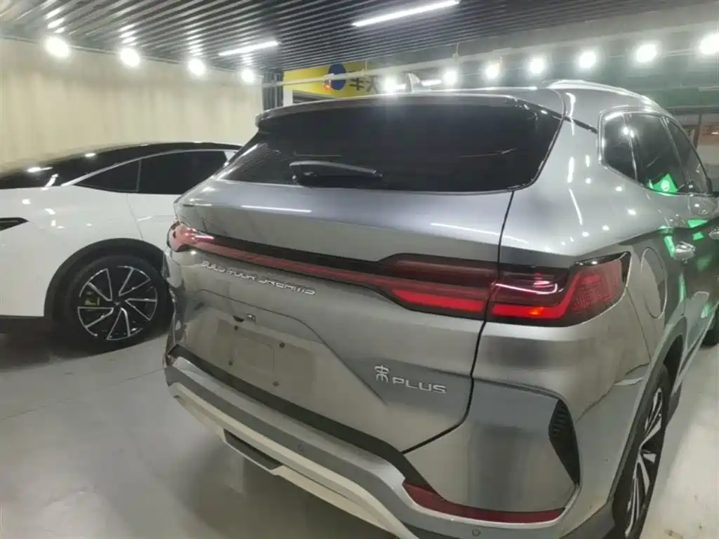 BYD Song PLUS PHEV 2024 Glory Edition EV 520km Flagship фото 6