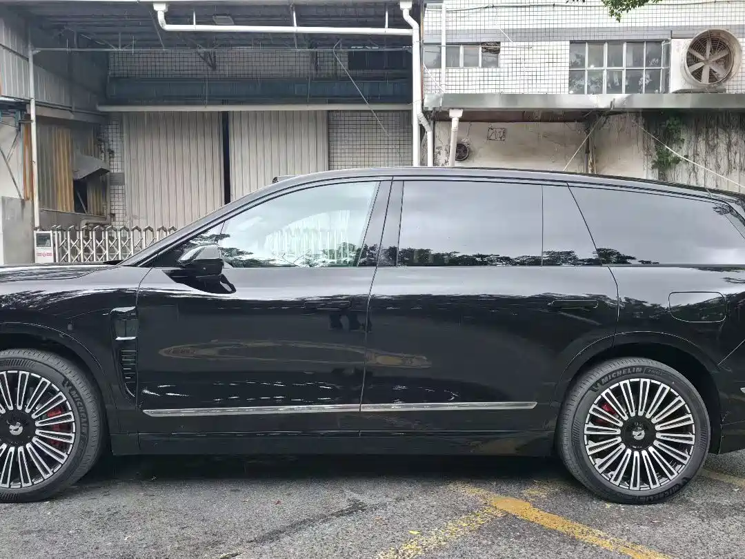 NIO ES8 2026 2025 Model 6-Seat Executive Luxury Edition