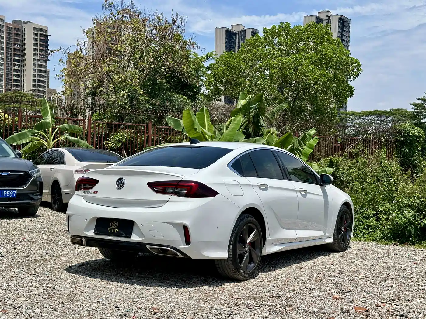 Buick Regal 2017 GS 28T Luxury Type фото 4