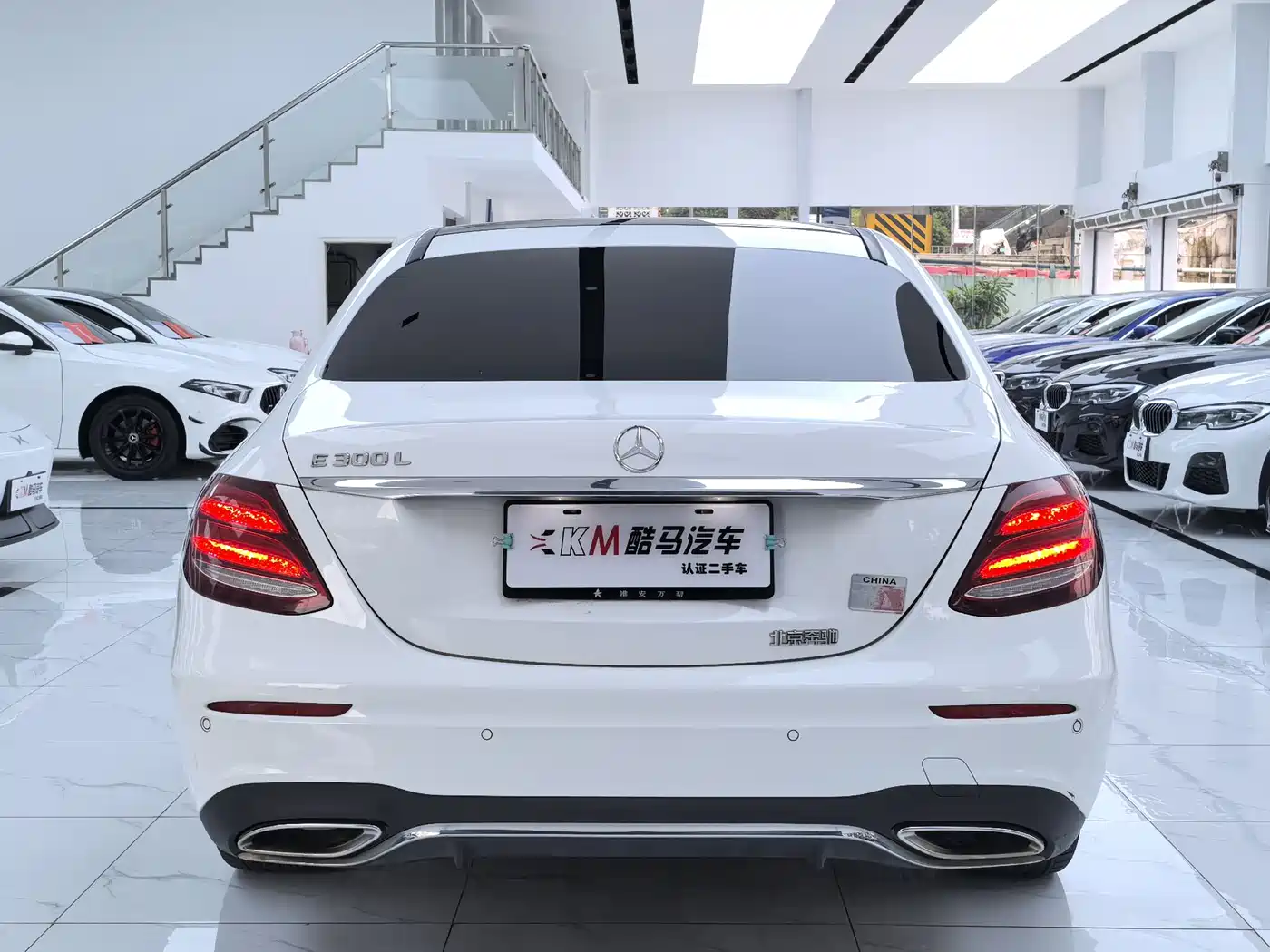 Mercedes-Benz E-Class 2017 E 300 L Sport Luxury фото 14