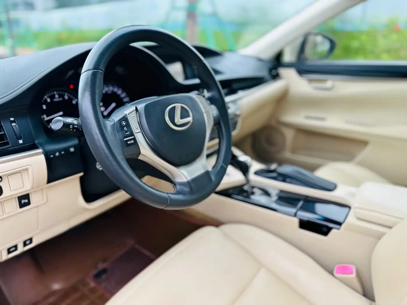 Lexus ES 2013 250 Elite Edition фото 10