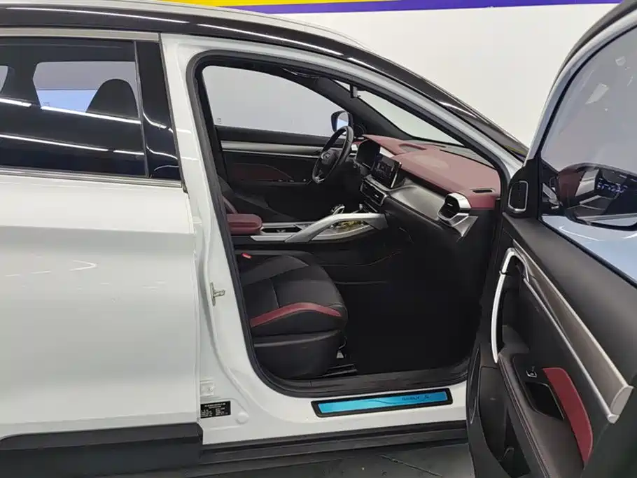 GEELY AUTOMOBILE BINYUE