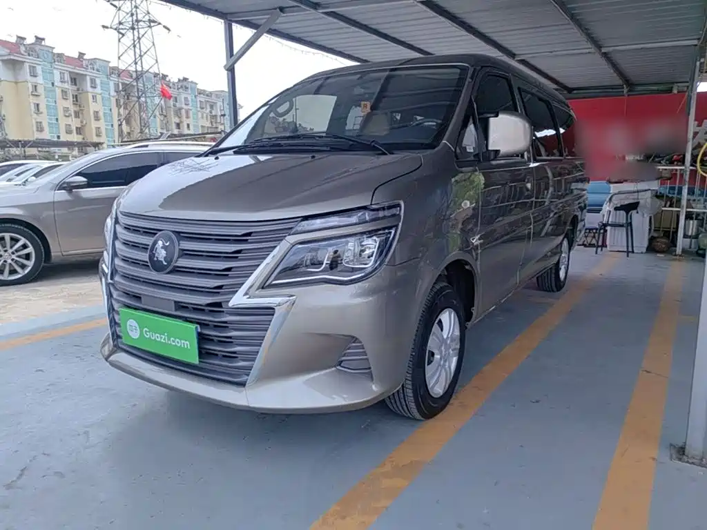 Dongfeng Fengxing Lingzhi 2025 2023 M5L 1.6L Basic 7-seater