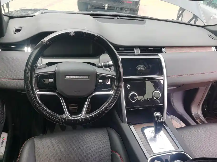 Фото 12 - Land Rover Discovery Sport