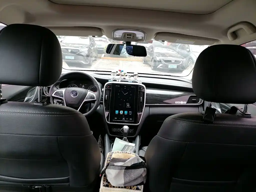 BYD Song MAX 2018 1.5T Auto Smart Connected Elite 6-Seater фото 9