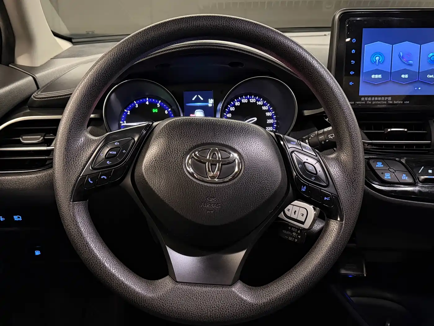 Toyota IZOA 2021 2.0L Yixiang Edition фото 11