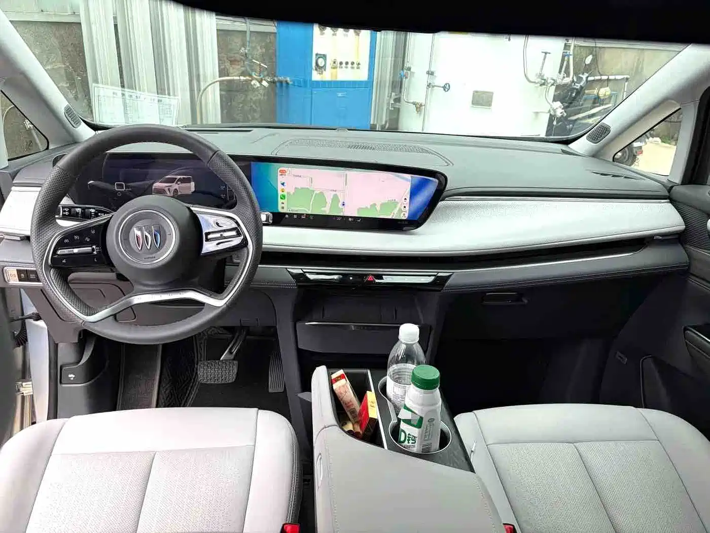 Photo 4 - Buick GL8