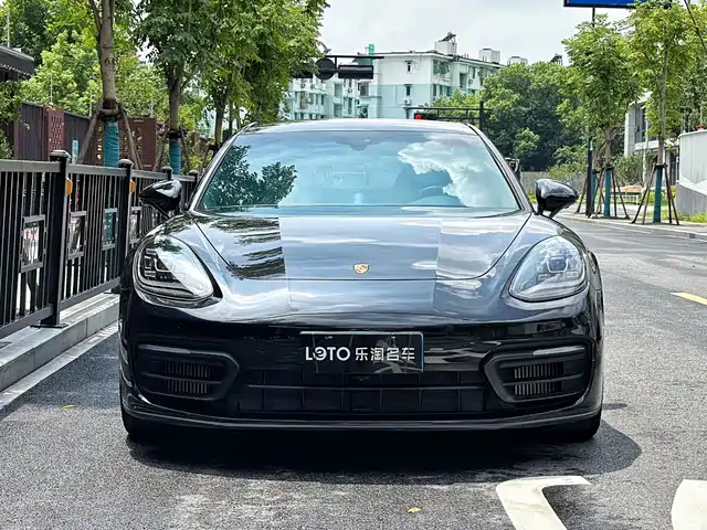 Porsche Panamera 2023 Panamera 4 Executive Long Wheelbase 2.9T — фото 2