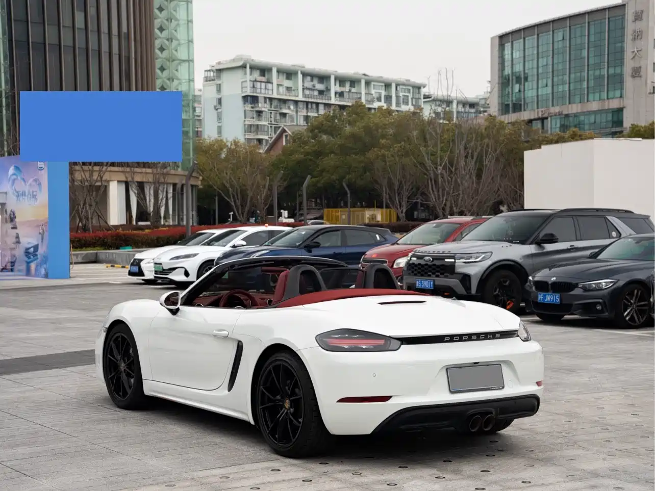 Porsche 718 2019 Boxster T 2.0T фото 15