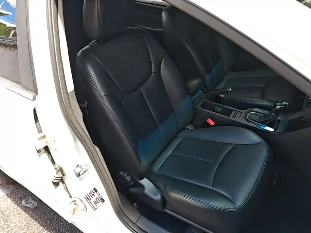 Roewe 360 2017 2017 1.5L Auto Luxury Edition