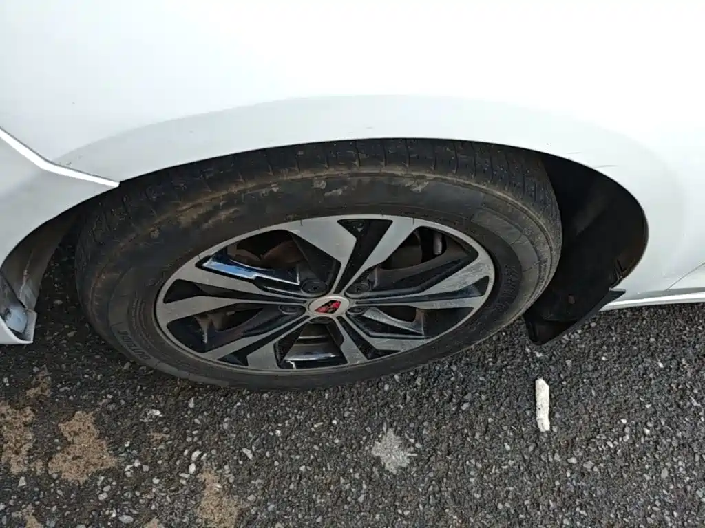 Roewe 360 2017 2017 1.5L Auto Luxury Edition