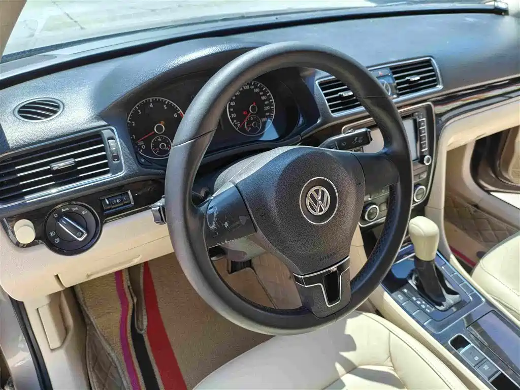 Volkswagen Passat 2012 2011 1.4TSI DSG Prestige Edition