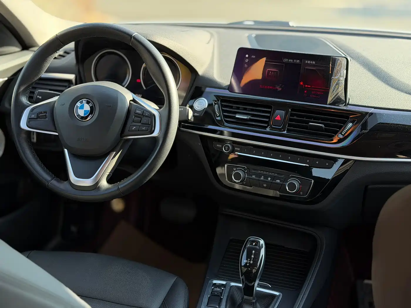 BMW 1 Series 2021 120i M Sport фото 17