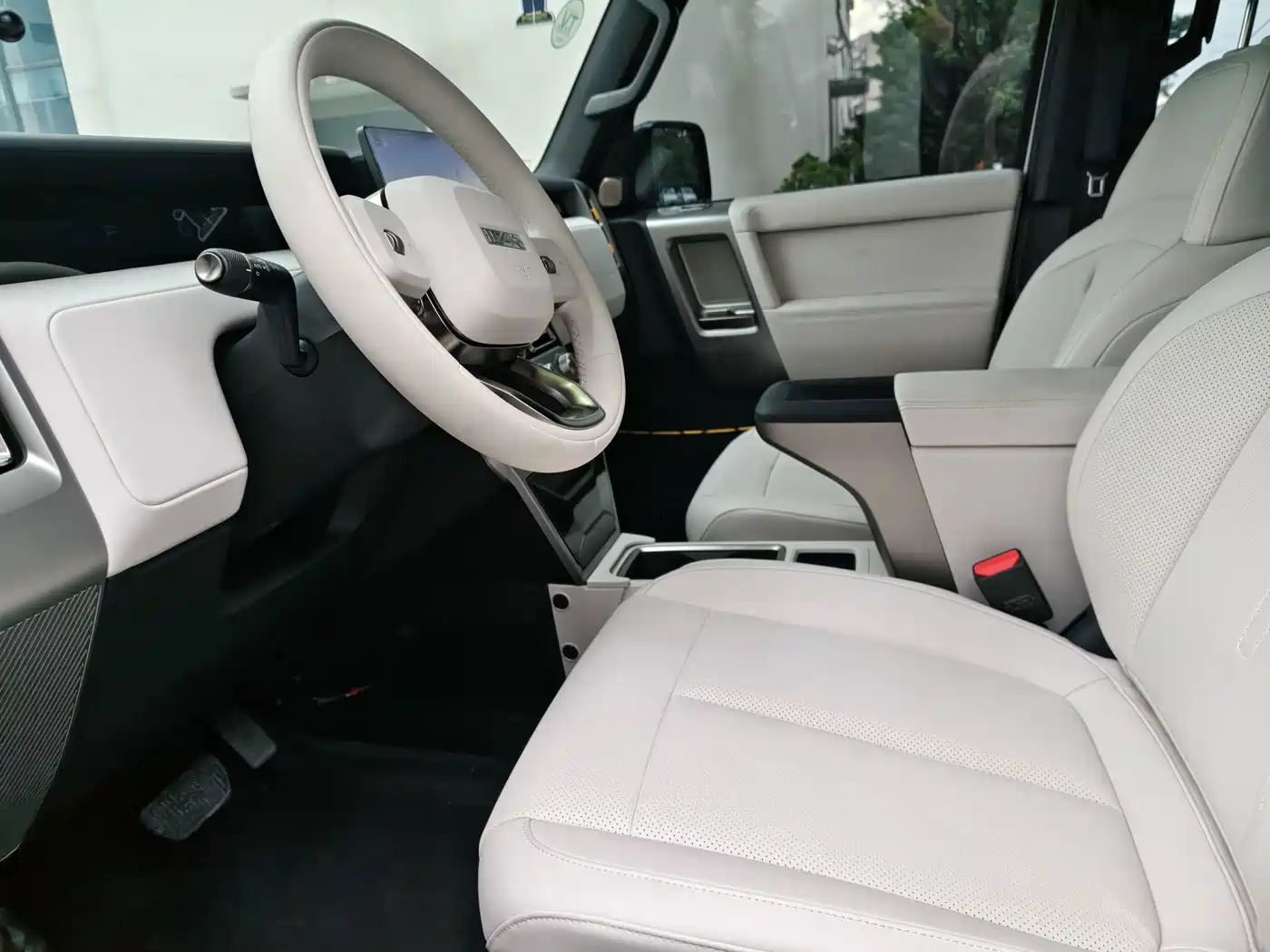 iCAR V23 2026 2025 FWD Premium Model