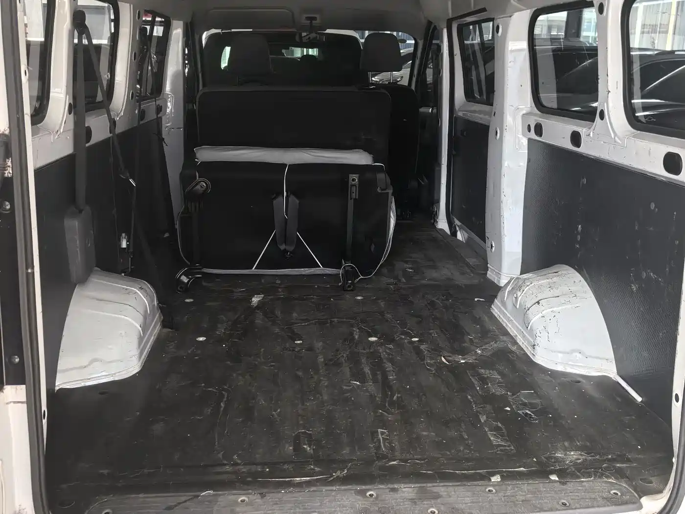 Wuling Motors Wuling Yangguang 2025 2024 300KM Comfort Bus Version 75kW