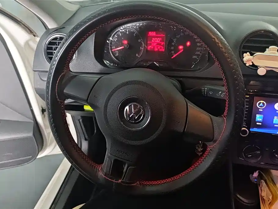 Volkswagen Jetta 2015 Quality Edition 1.4L Manual Fashion фото 15