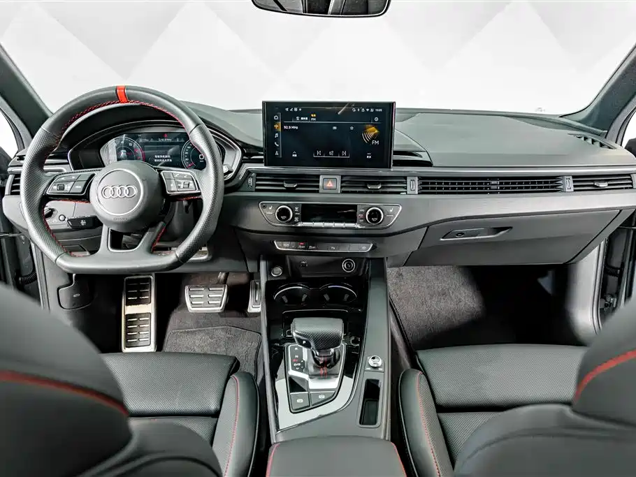 Audi A4L 2025 2025 2 Million Celebration Edition 40 TFSI Luxury Dynamic