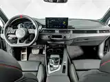 Фото 13 - Audi A4L