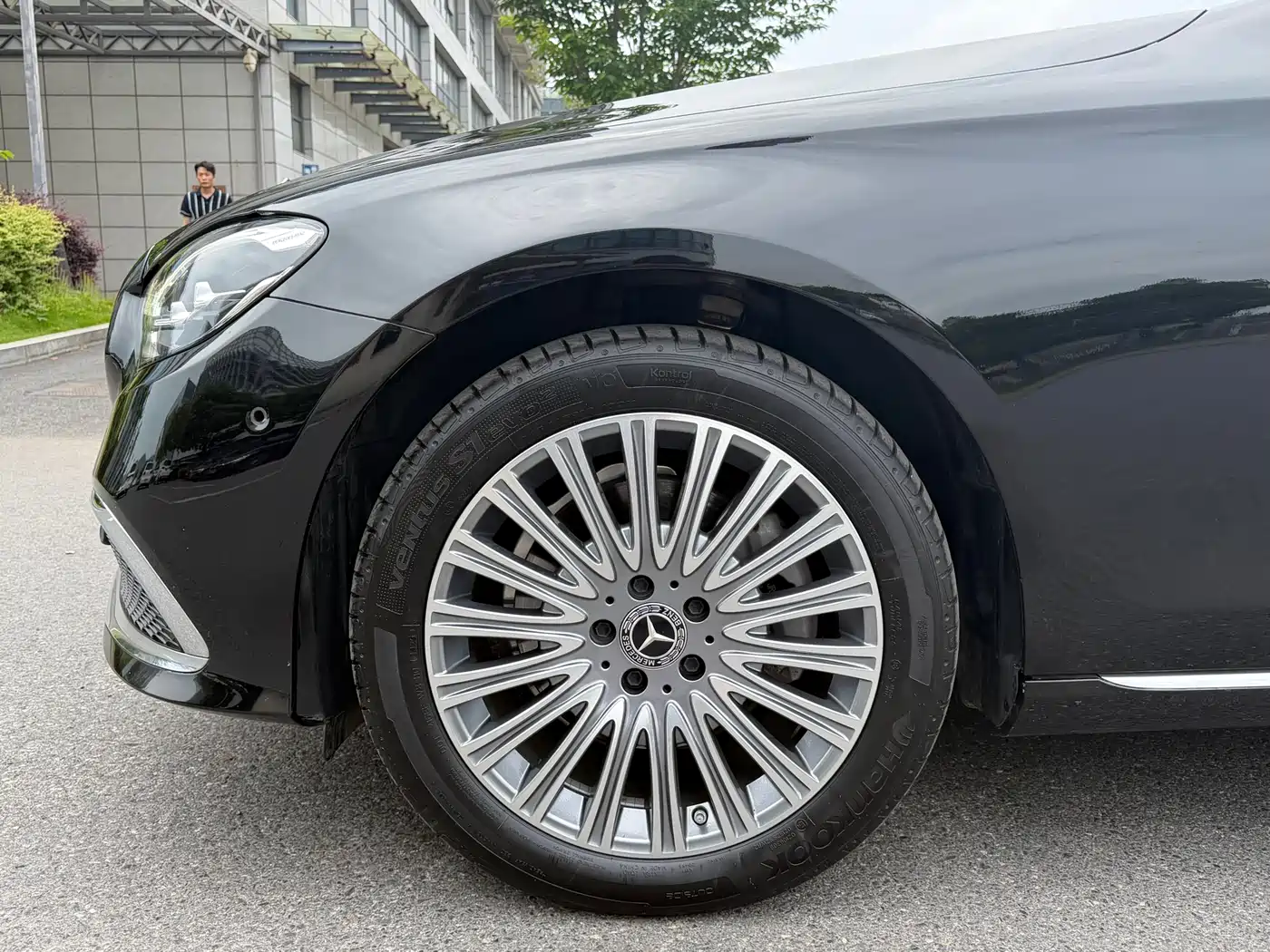 Mercedes-Benz E-Class 2023 E 300 L Fashion фото 7