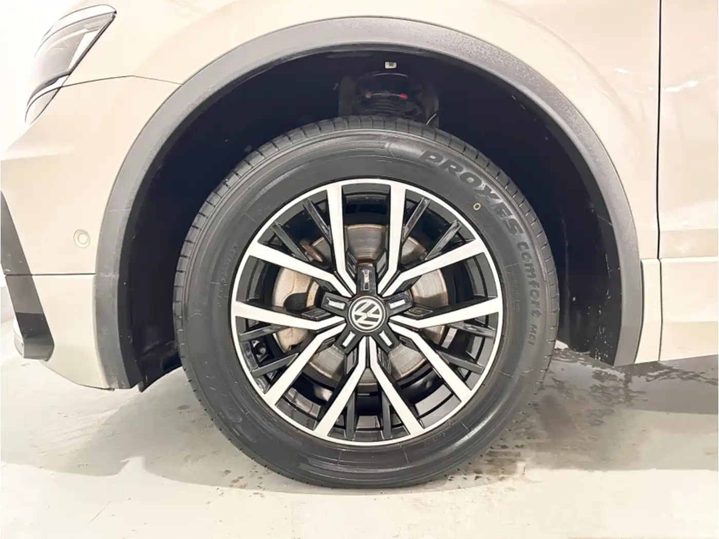 Volkswagen Tiguan L 2020 330TSI Auto 2WD R-Line Flagship China VI фото 14