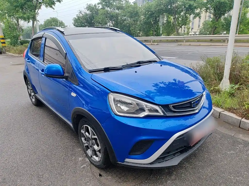 Geely Yuanjing X1 2017 2017 1.3L Manual Crazy Fun Edition