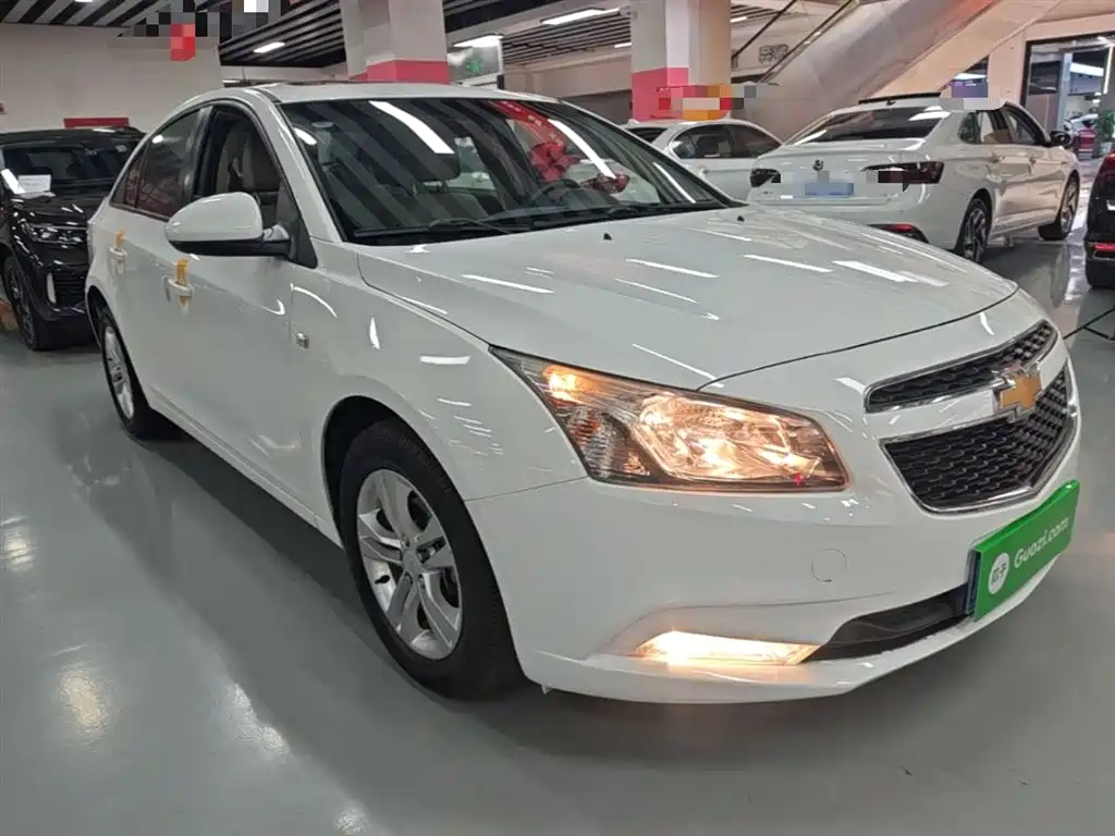 Chevrolet Cruze 2015 1.5L Classic SE AT фото 4