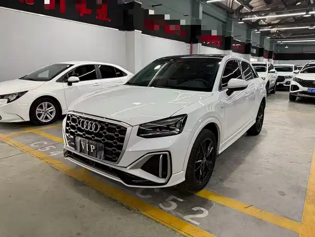 Audi Q2L 35 TFSI, Актив, Спорт