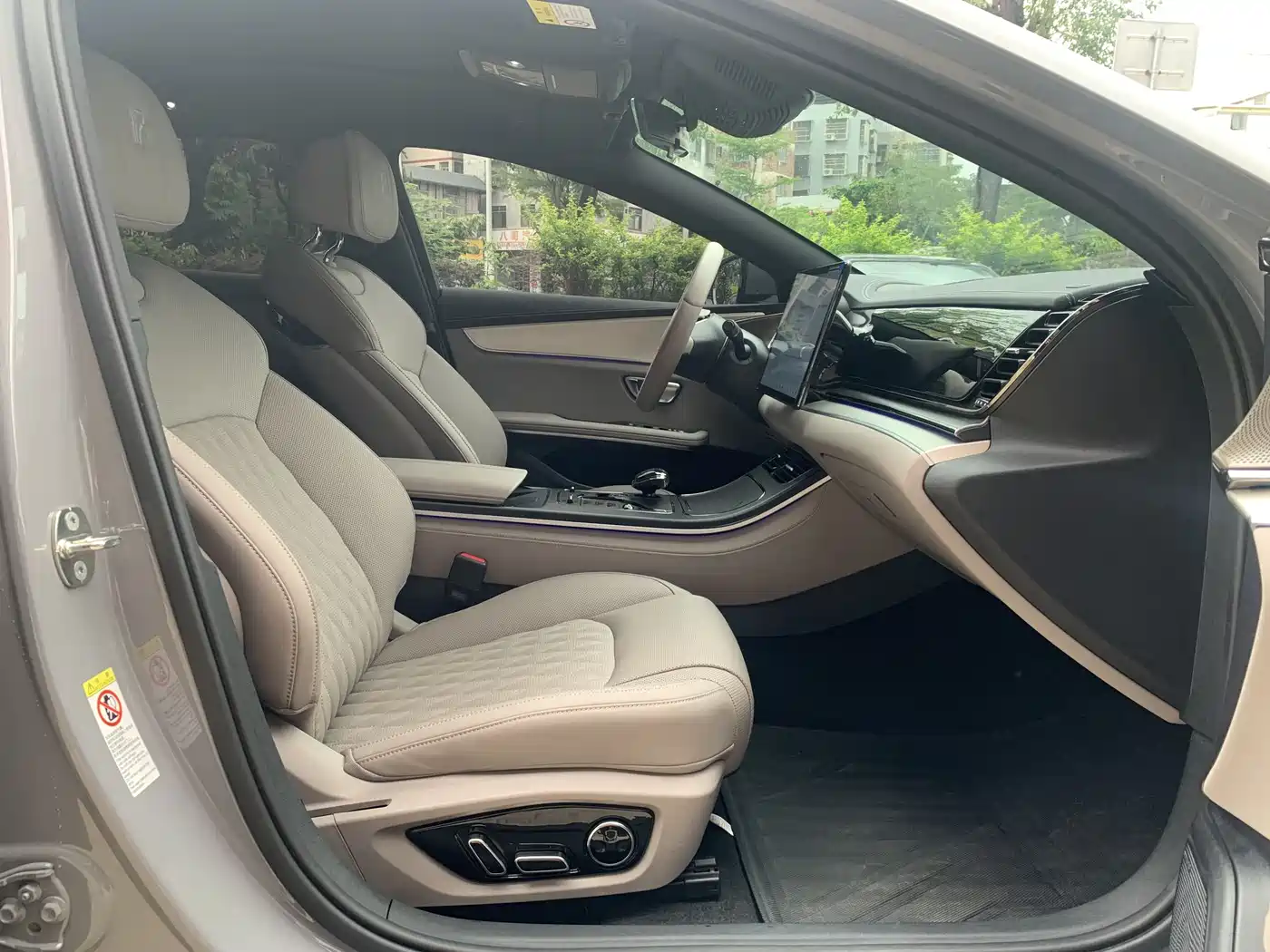 BYD Han 2025 DM-i Smart Drive Edition 125KM Premium фото 11
