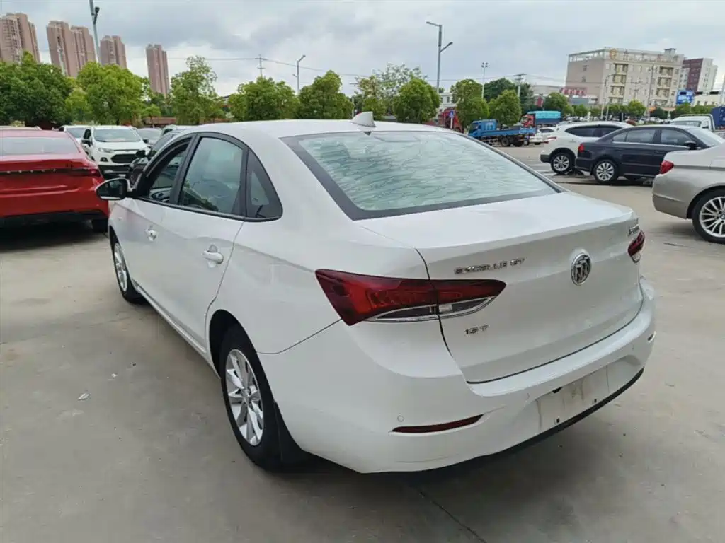 Buick Excelle 2018 15T DCT Progressive (China V) фото 5