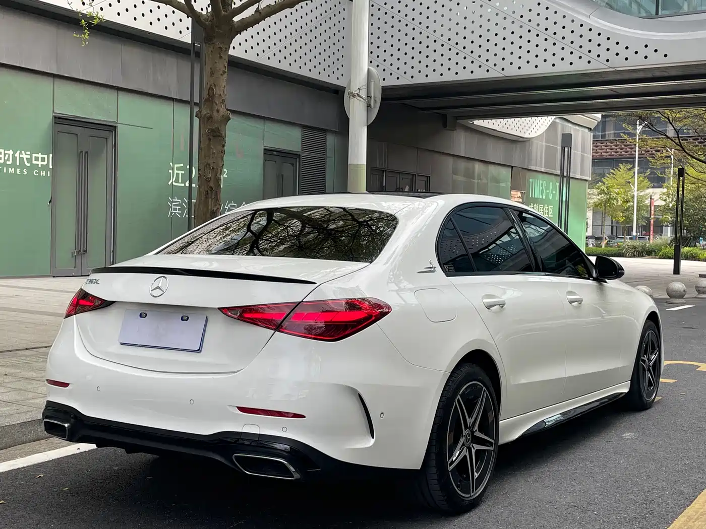 Mercedes-Benz C-Class 2023 C 260 L Night Edition Sport фото 21
