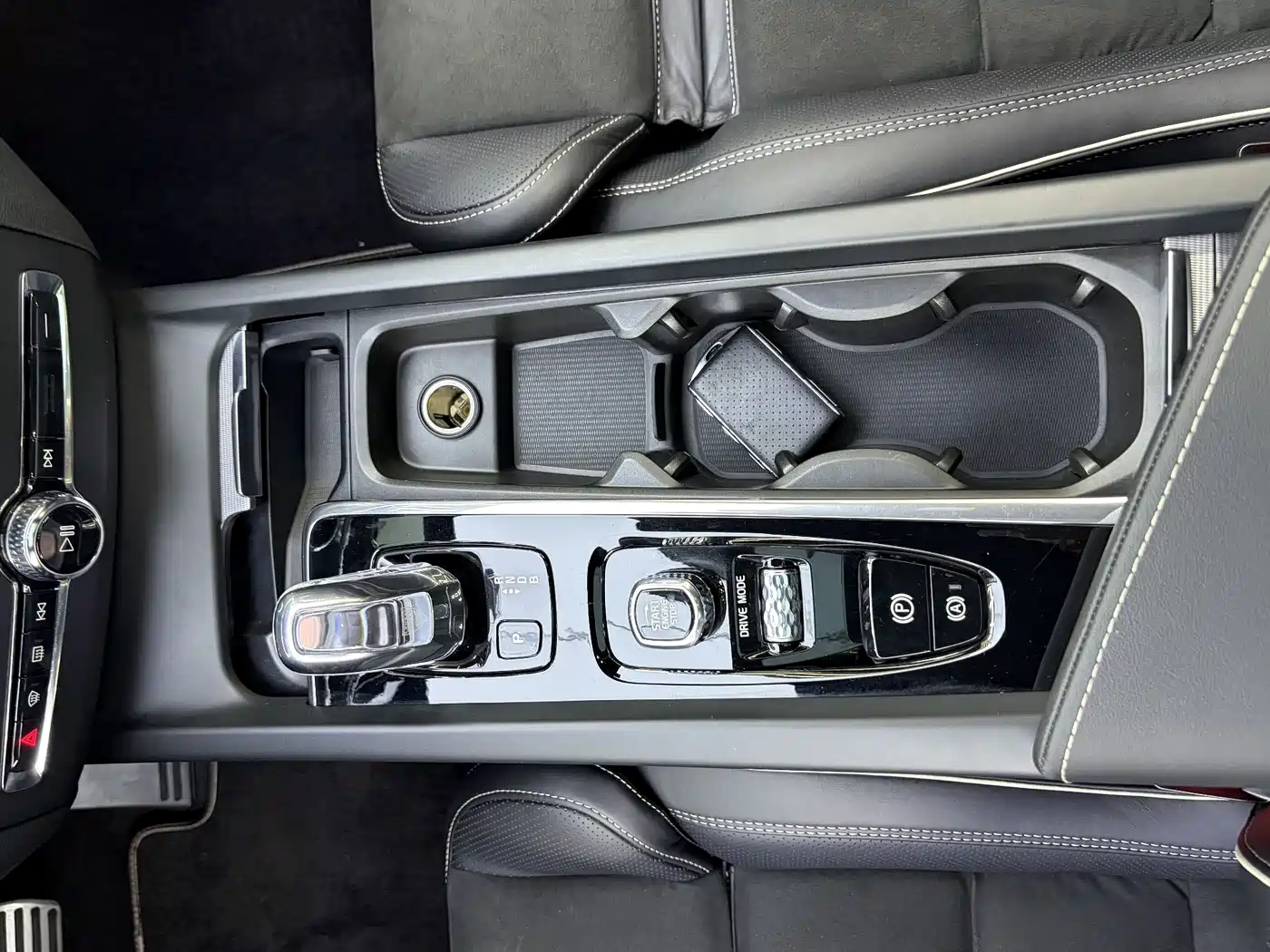 Volvo XC60 Plug-in Hybrid 2018 2019 T8 E-Drive Hybrid Zhi Ya Sport Edition China V