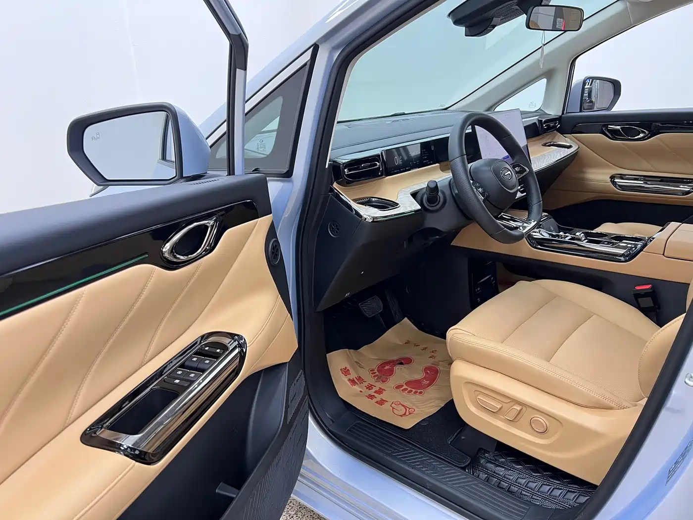 GAC Trumpchi Trumpchi E8 NEV 2024 Model 150km MAX+ фото 13