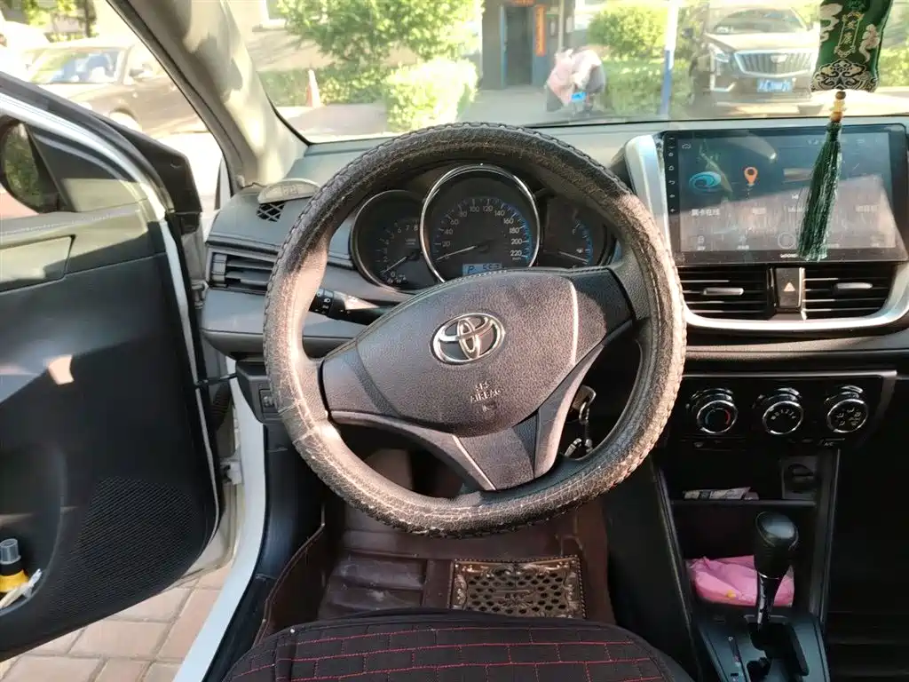 Toyota Vios 2017 1.5L CVT Pioneer фото 3