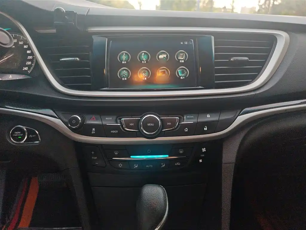 Buick Excelle 2015 15N Automatic Luxury фото 5