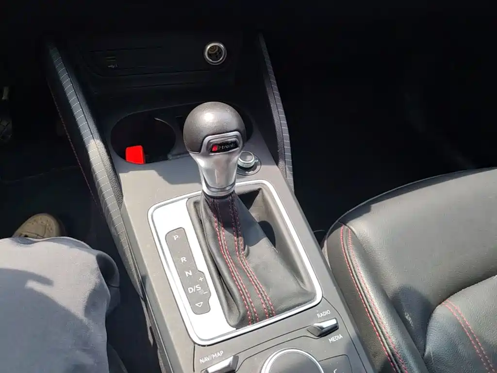 Audi Q2L 2023 2022 35 TFSI Progressive Dynamic