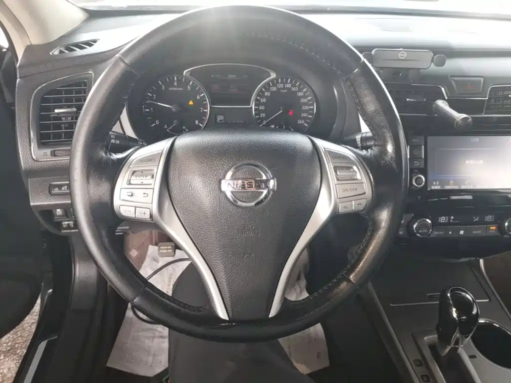 Фото 11 - Nissan Teana