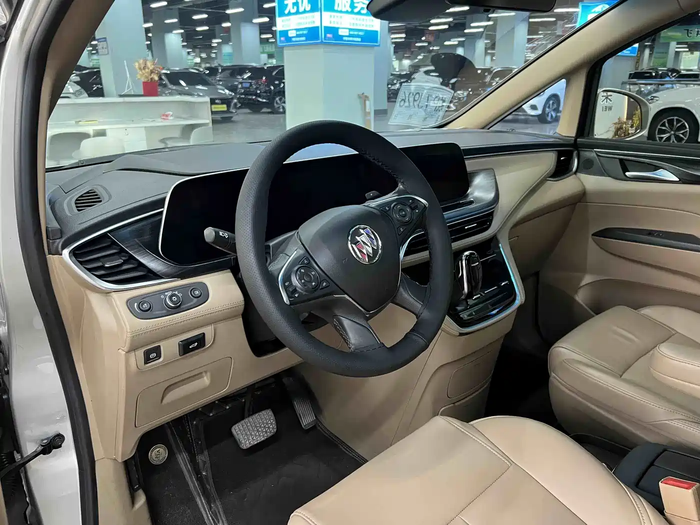 Buick GL8 2020 Model ES Landglory 653T Premium фото 5