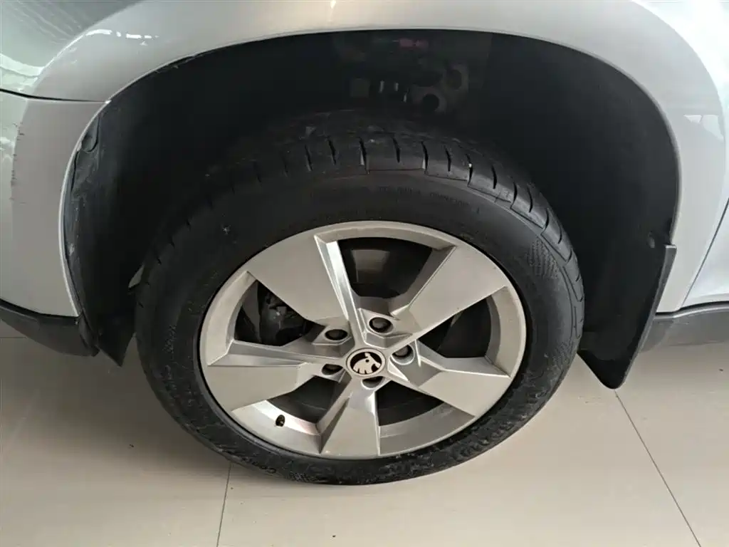 Škoda Yeti 2014 1.4TSI DSG Explorer фото 23