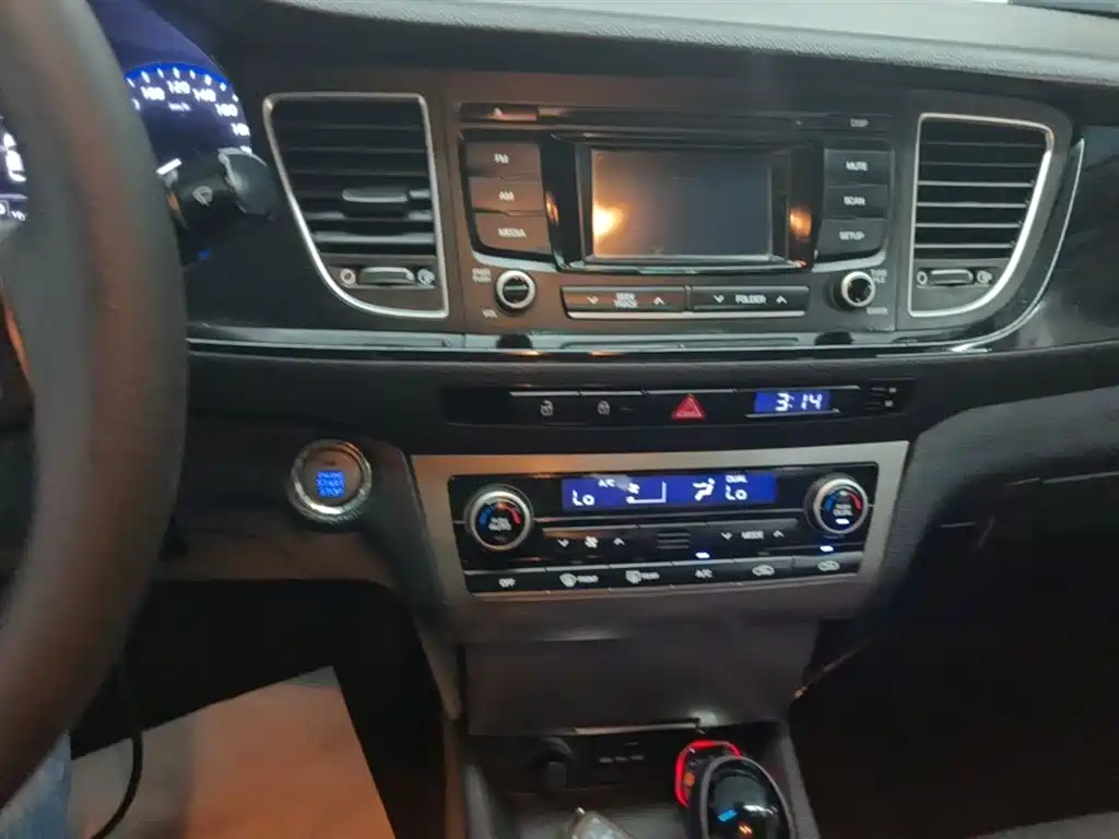 Hyundai Mistra 2014 1.8L Auto Smart GLS фото 13