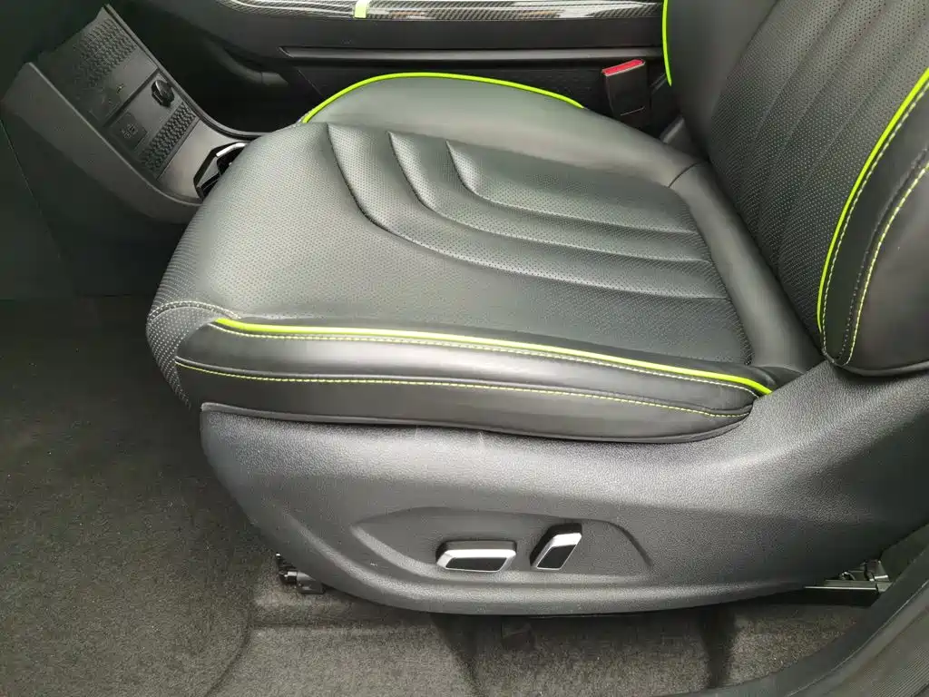 Nezha Auto Neta U 2023 2022 Smart 500 Pro LFP
