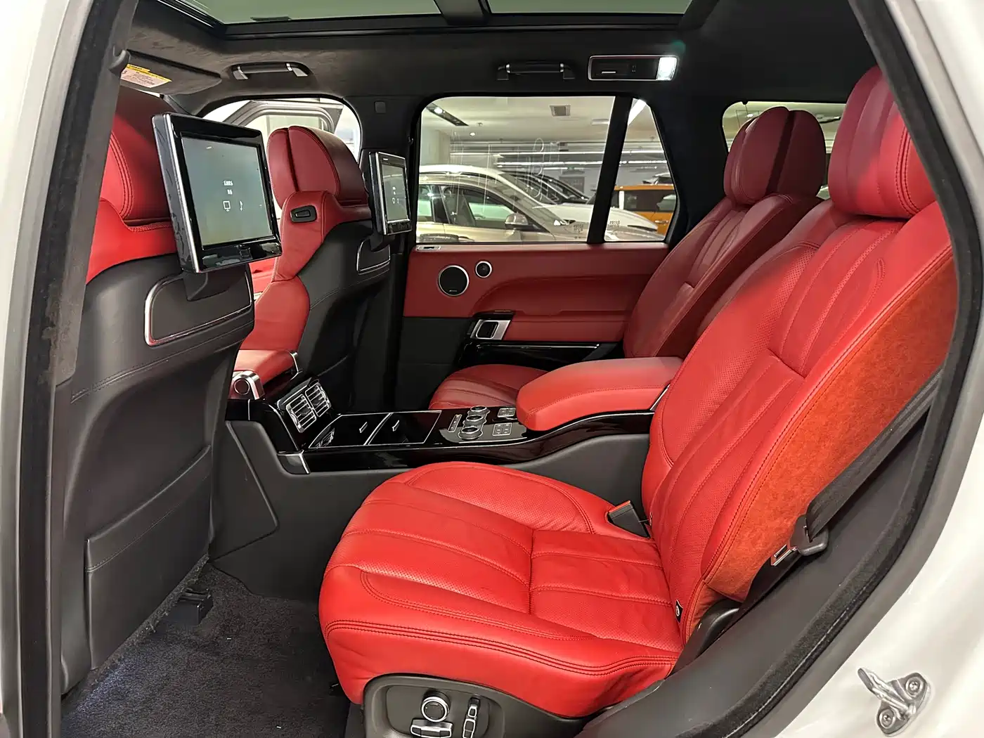 Land Rover Range Rover 2015 3.0 TDV6 Vogue фото 15