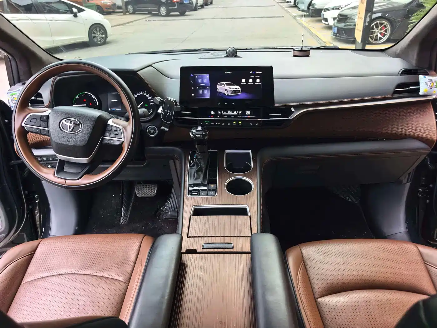 Toyota Sienna 2025 2024 2.5L Hybrid Comfort Edition
