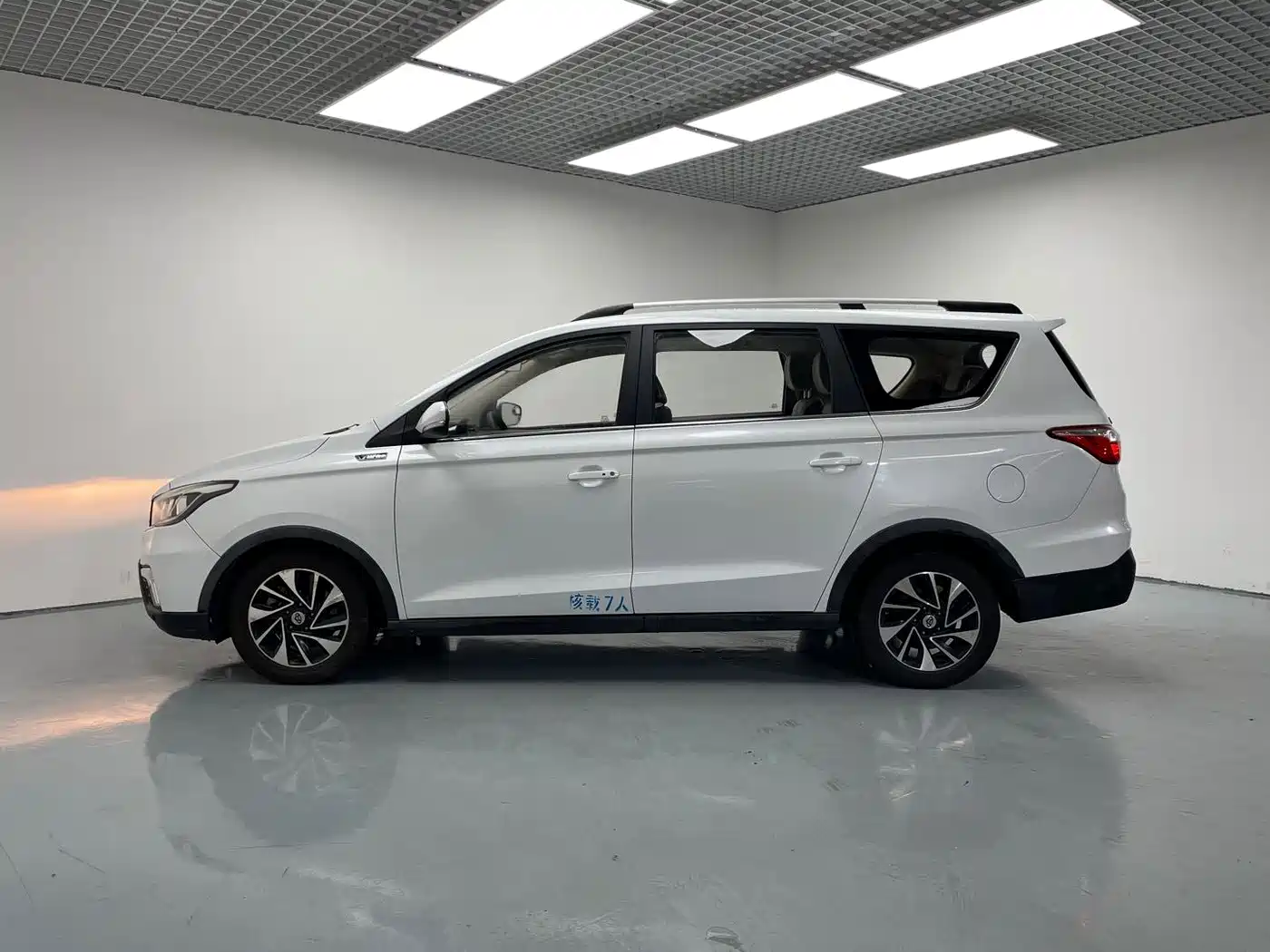 Changan Oshan Changan Oushang A800 2017 2017 Model 1.5T Auto Premium