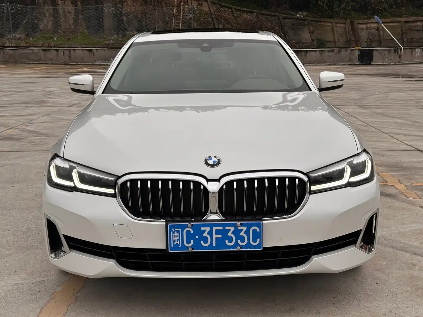 BMW 5 SERIES
