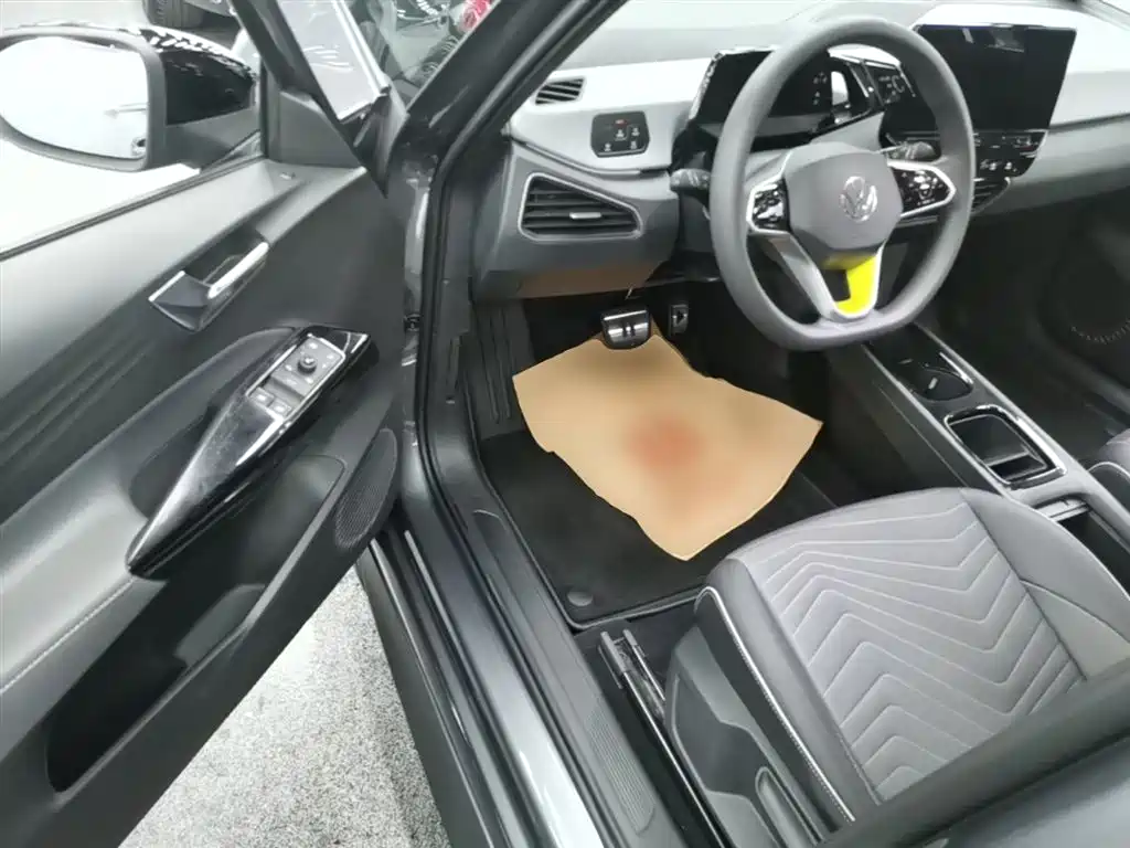 Volkswagen ID.3 2023 Upgraded Pure Intelligence Edition фото 16
