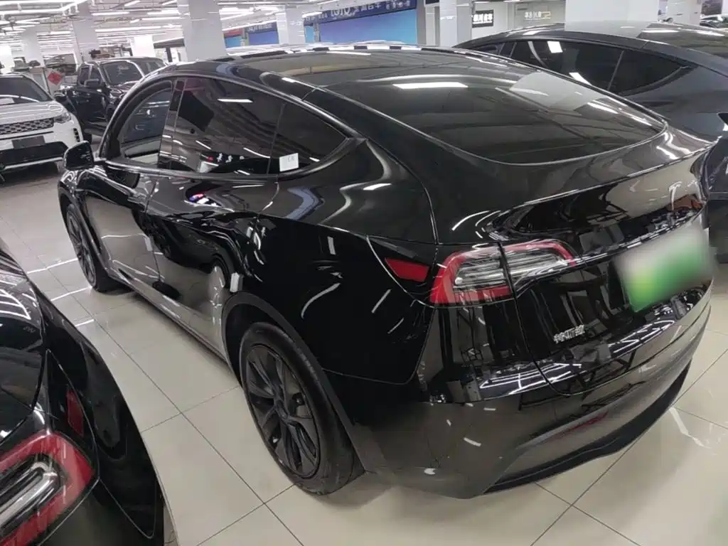 Фото 5 - Tesla Model Y