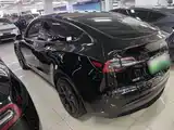 Photo 5 - Tesla Model Y