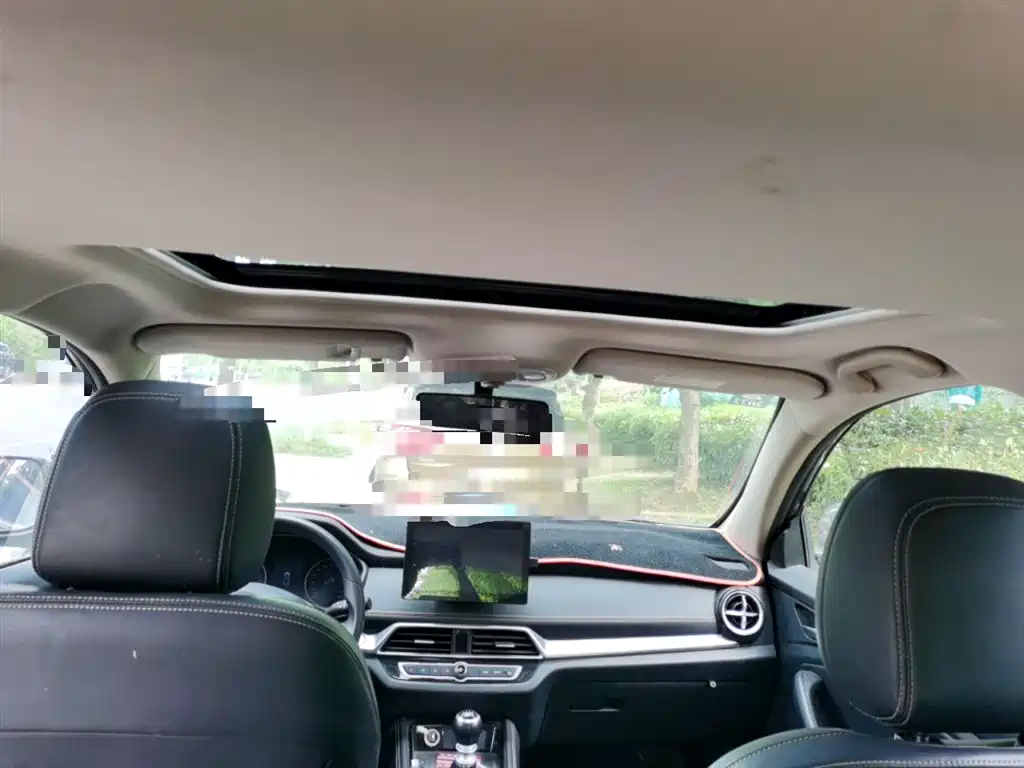 BYD Song 2020 Classic 1.5T Manual Luxury фото 9
